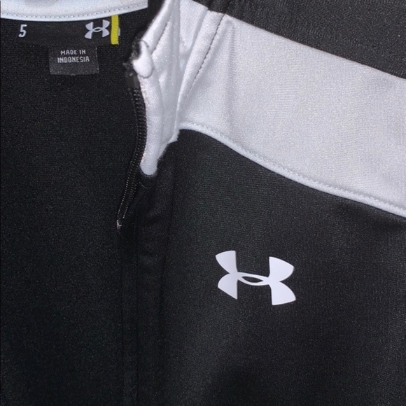 Under Armour Boys Size 5 Jacket Color Black - Picture 4 of 6